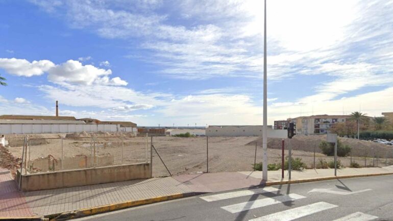 El Ayuntamiento de Crevillent concede licencia para un centro comercial