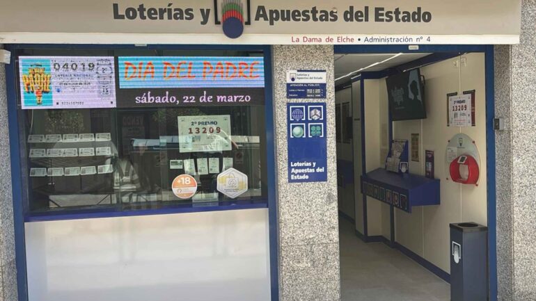 El Sorteo de la Lotería Nacional del Día del Padre deja dinero en Elche